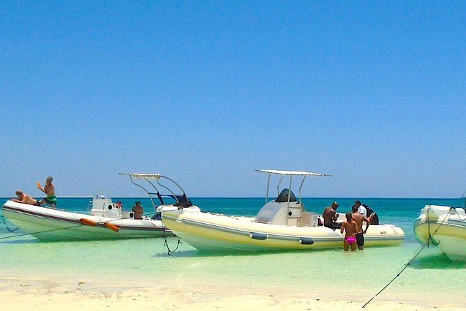 Caribbean Island Private Boat Tour in Hurghada in Hurghada — view 2