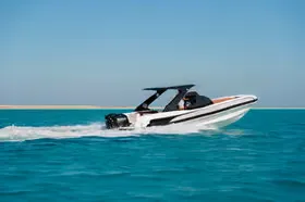 Privates Island-Hopping-Speedboot in Hurghada — view 3