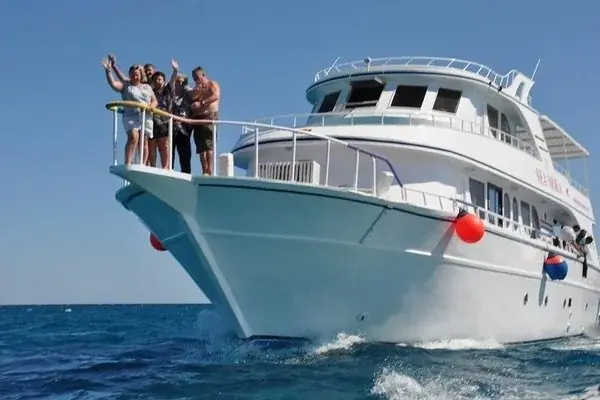 Utopia Island Schnorchel-Tour in Hurghada