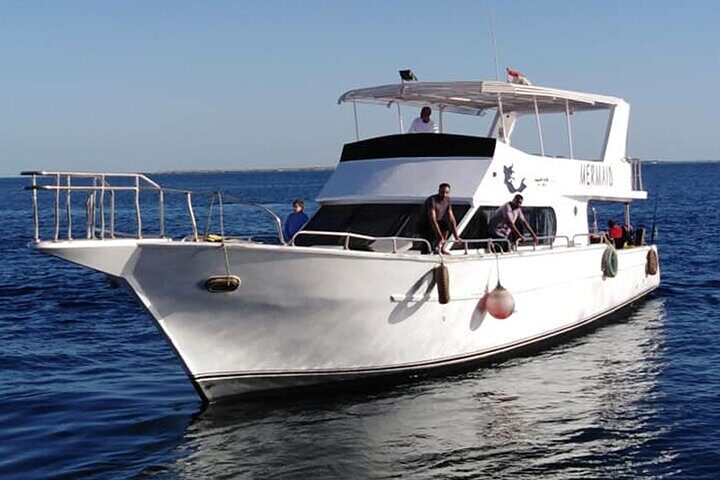 White Island Luxus-Privatyacht Hurghada in Hurghada — view 3