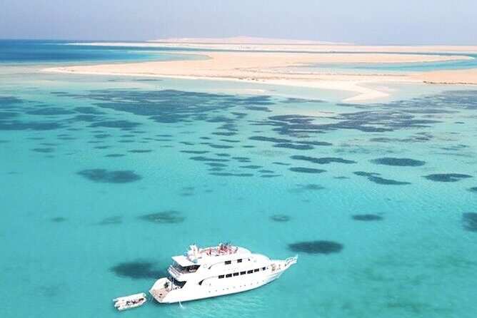 White Island Private Boat Tour in Hurghada — view 5